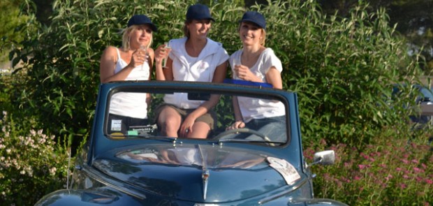 Rallye des princesses, Clémence de Bernis, Julie Gayet, Sidonie Ferrandi, Peugeot 203