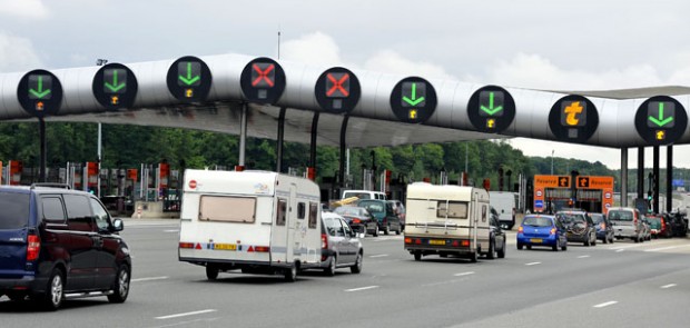 autoroute, vacances, bouchons, accident, sécurité