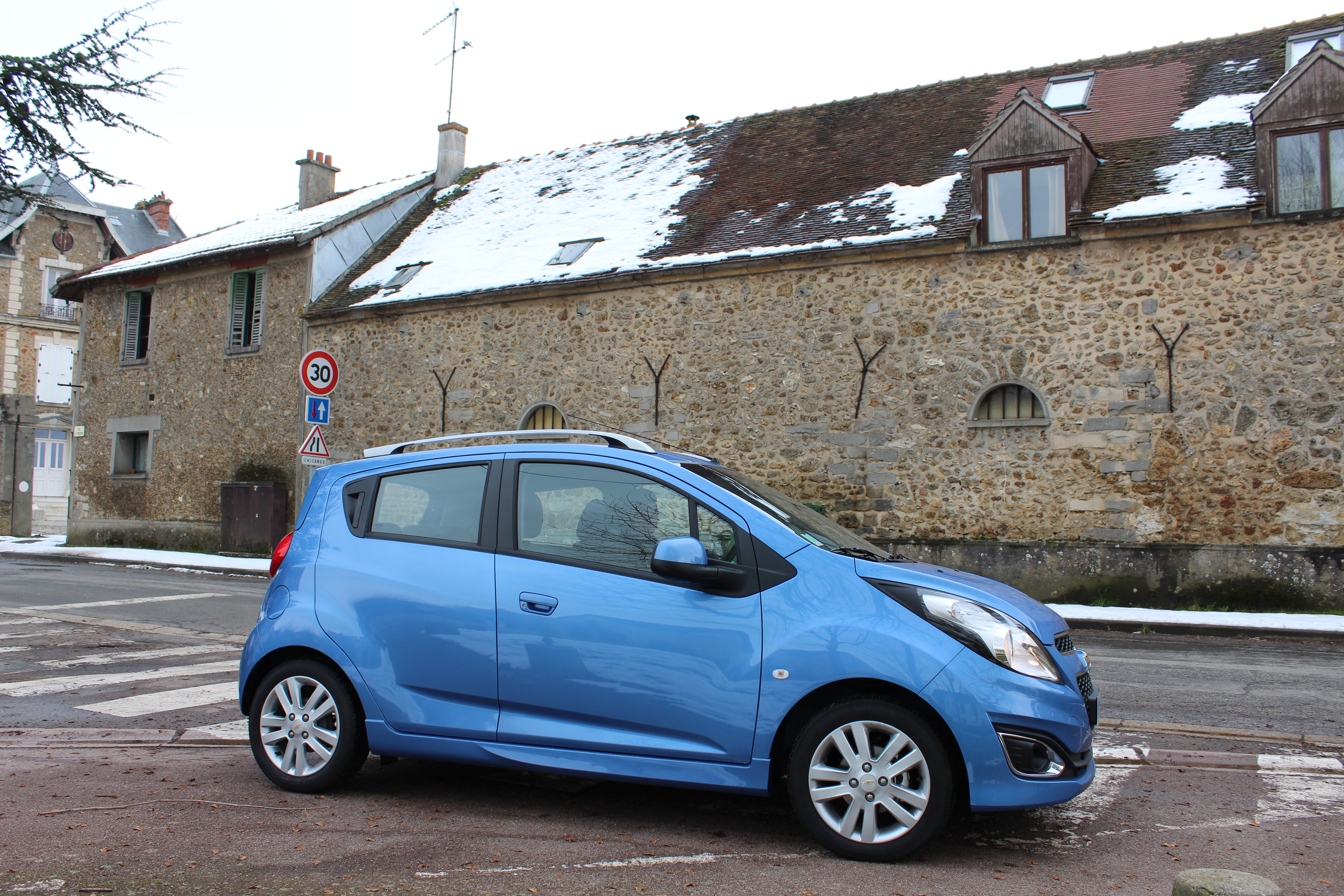 chevrolet, spark, chevrolet spark, citadine, voiture femme, nouveau