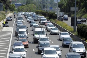 voiture moyenne des Français, prix, tarif, mensuration, gabarit, étude, l'argus