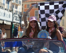 rallye des princesses, saint tropez, arrivée, voiture collection, voiture femme, solweig