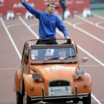 Usain Bolt, citroën, 2CV, stade de France, athlétisme, Christophe Lemaitre