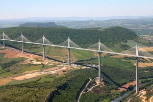 millau, viaduc, viaduc de millau, vacances, voyage, plus belles routes, monde