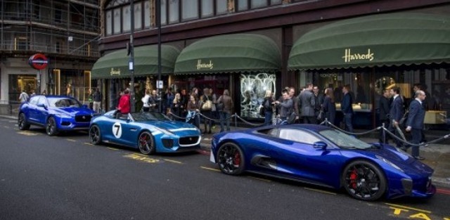 Harrods, jaguar, londres, magasin, Land Rover, C-X75, F-Type, C-X17, exposition