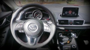 Mazda3, les Enjoliveuses, Mazda, essai, challenger