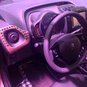 les enjoliveuses, salon de genève, 2014, peugeot, 108