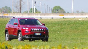 les enjoliveuses, jeep, cherokee, suv, 4x4