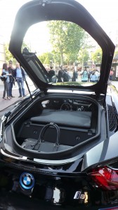 les enjoliveuses, bmw i8, louis vuitton, luxe, bmw