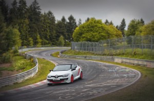 les enjoliveuses, Nouvelle Mégane R.S. 275 Trophy-R, Nürburgring, Renault, record