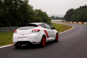 les enjoliveuses, Nouvelle Mégane R.S. 275 Trophy-R, Nürburgring, Renault, record