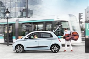 les enjoliveuses, dingo, nouvelle twingo, renault, photo