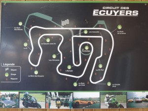 essai, circuit moto, circuit des ecuyers, moto, BMW, F800R, BMW F800R