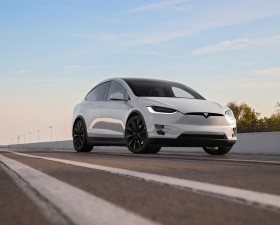 tesla, model X, accident, voiture autonome, securite routiere, NHTSA