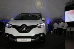 Kadjar Quest, Renault Kadjar, Kadjar, Renault, Tignes, essais auto, automobile, car, essais lunaires, Patrick Baudry, SUV, femme, femmes