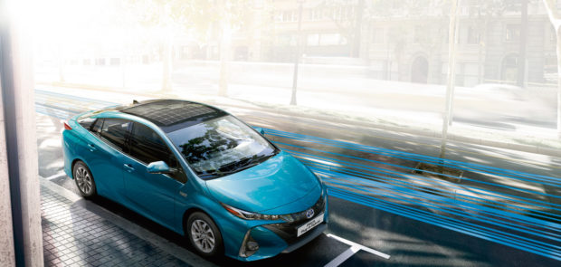 toyota, prius, hybride, photovoltaique, panasonic, mobilite durable, ecologie