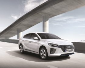 women's world car of the year, voiture femme, voiture féminine, voiture de l annee, hyundai ioniq