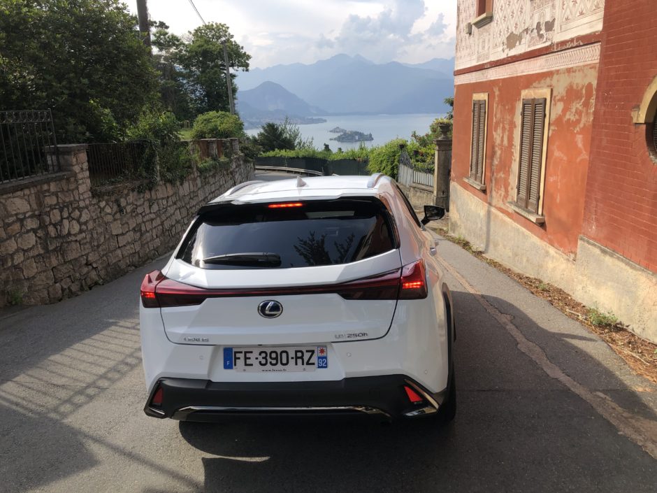 Lexus, UX, UX 250h, Lexus UX, essai, testdrive, roadtrip, voiture hybride, hybride, face arrière