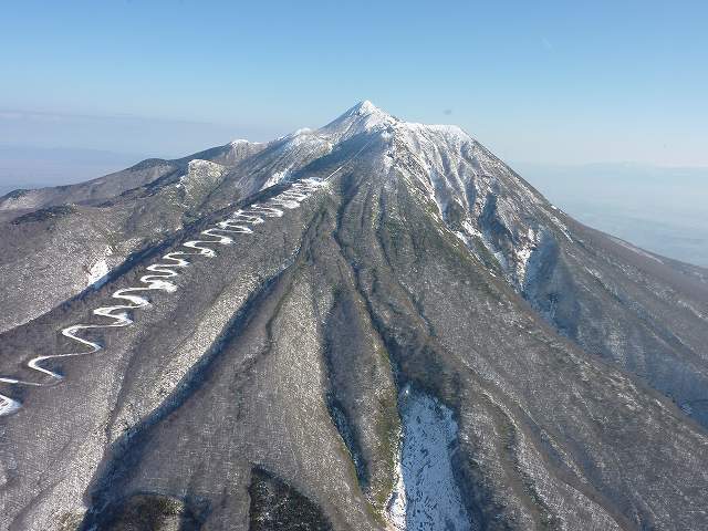 Tsugaru Iwaki Skyline, japon,plus belles routes du monde, plus beaux cols du monde,