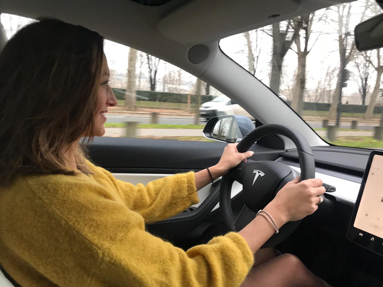 tesla, model 3, tesla model 3, berline, essai, testdrive, voiture electrique, clemence de bernis