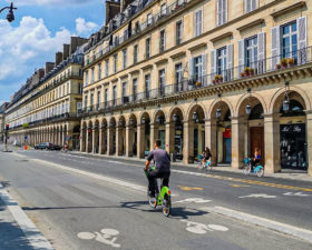 rue de rivoli, velo, anne hidalgo, paris sans voiture, pistes cyclables, écologie, rivoli