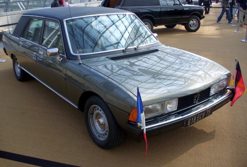 Valéry Giscard d'Estaing, président de la republique, voiture presidentielle, peugeot, citroen, politique automobile, politique, peugeot 604