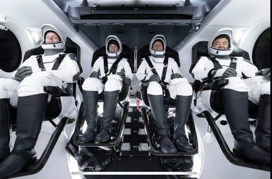 tesla, model X, tesla model X, thomas pesquet, crew dragon, space x, espace, lancement spatial