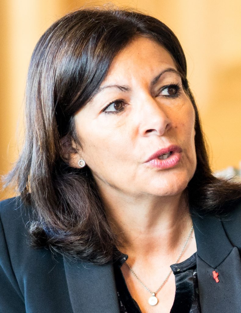 anne hidalgo, paris, grand paris, ile-de-france, stationnement, parking payant, stationnement paris, moto, deux-roues