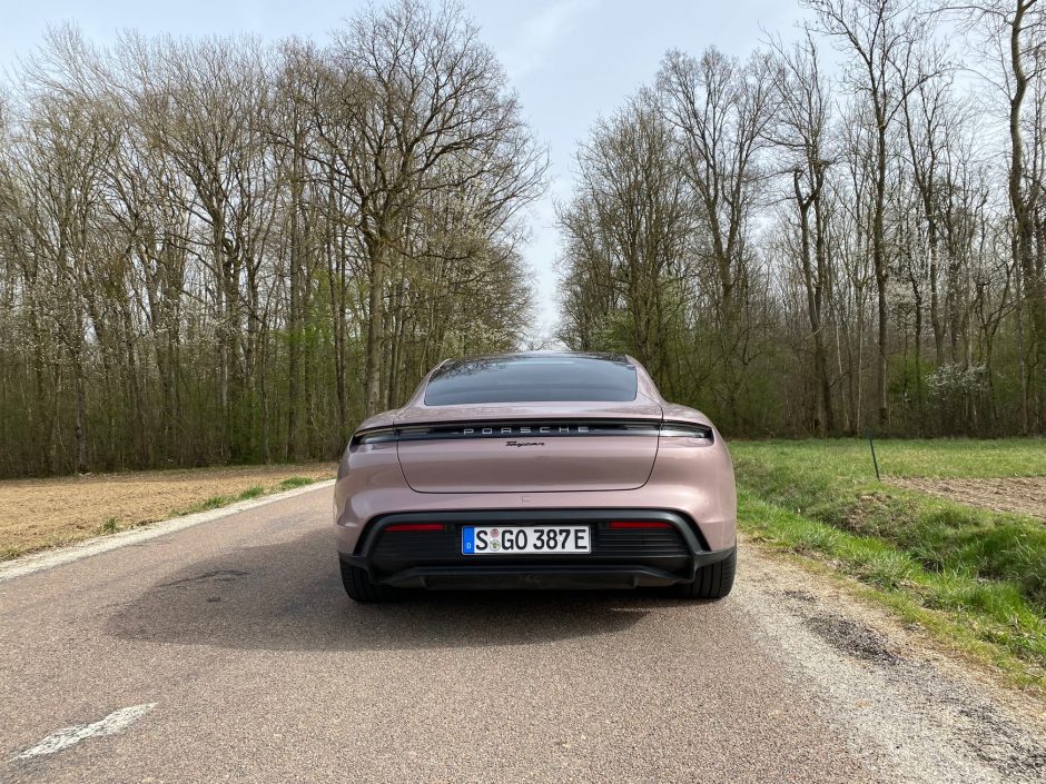 porsche, porsche taycan, porsche taycan propulsion, berline, berline electrique, essai, testdrive