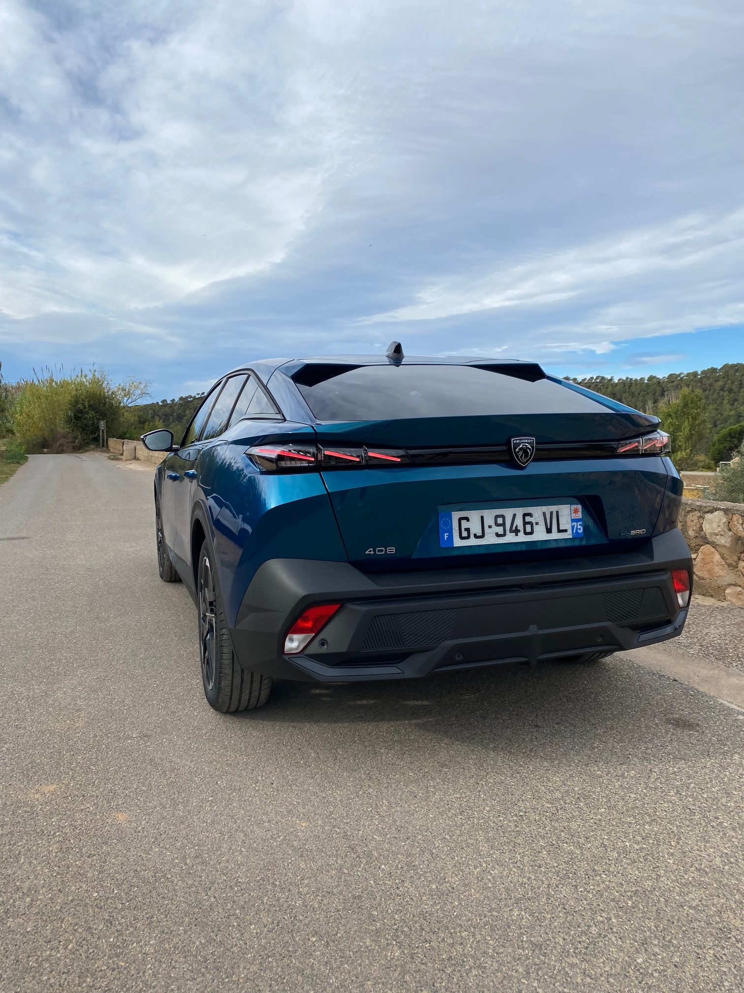 Peugeot 408 : essai de la nouvelle berline plug-in hybrid 225