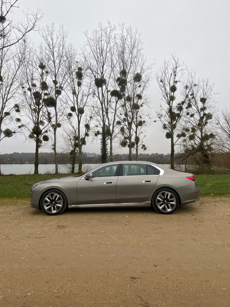 BMW, BMW i7, limousine, voiture de luxe, essai, voiture electrique, berline de luxe