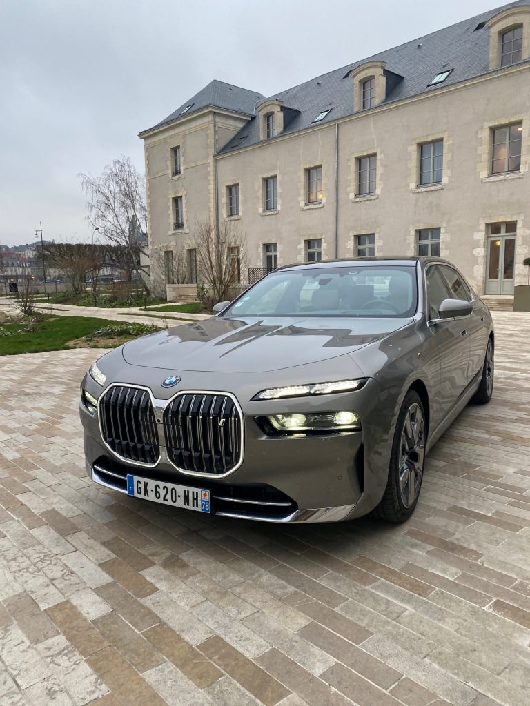 BMW, BMW i7, limousine, voiture de luxe, essai, voiture electrique, berline de luxe