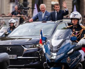 Charles III, roi, DS7 crossback, Emmanuel Macron,