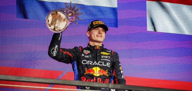 max verstappen, F1, formule 1, mercedes, sixt, humour