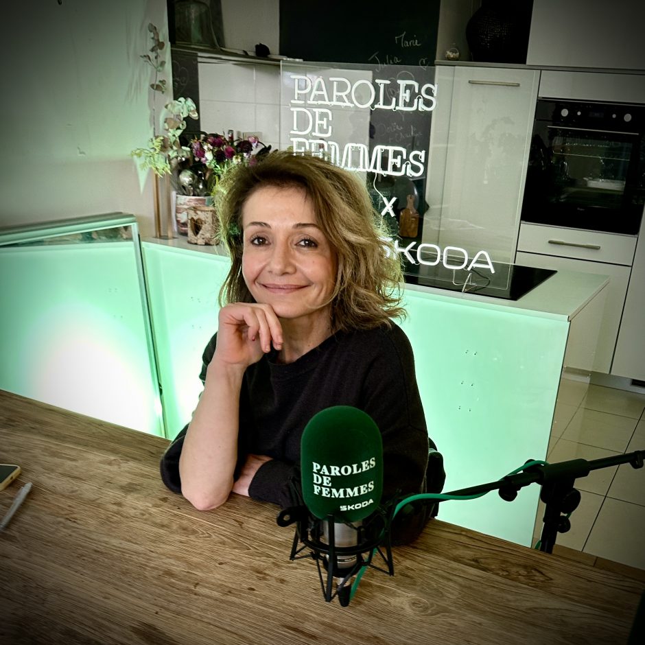 Paroles de Femmes - Dorine Bourneton