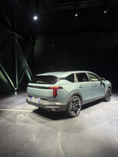 dacia, striker, dacia striker, suv familial, break,