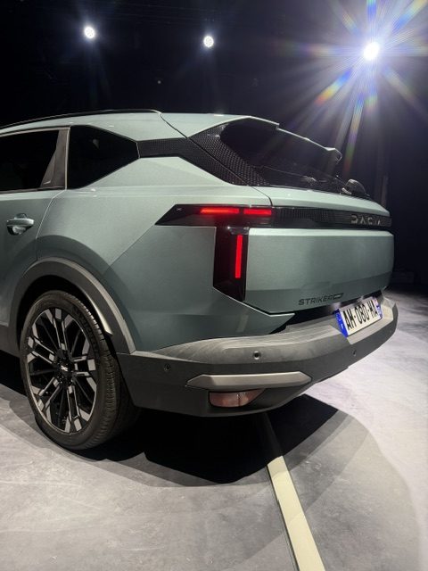 dacia, striker, dacia striker, suv familial, break,