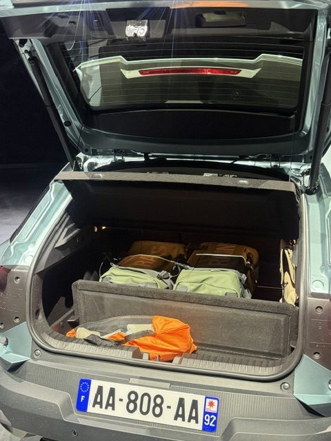 suv familial, berline, break, voiture hybride, voiture roumaine